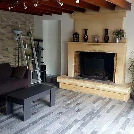Comme A La Maison